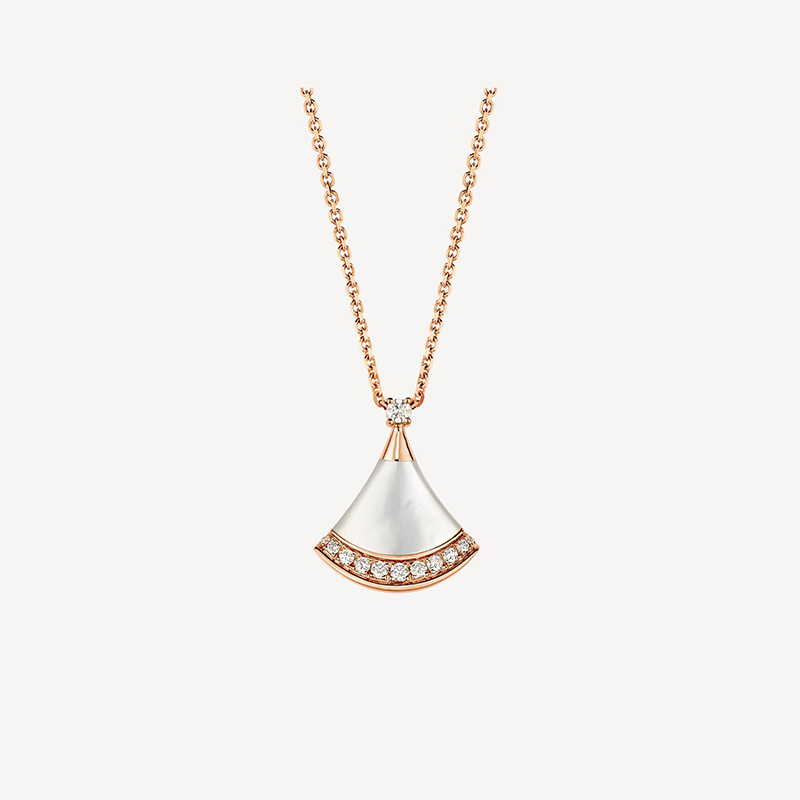 Divas' Dream Necklace