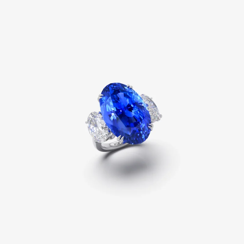Sapphire ring by Restivo Diamonds