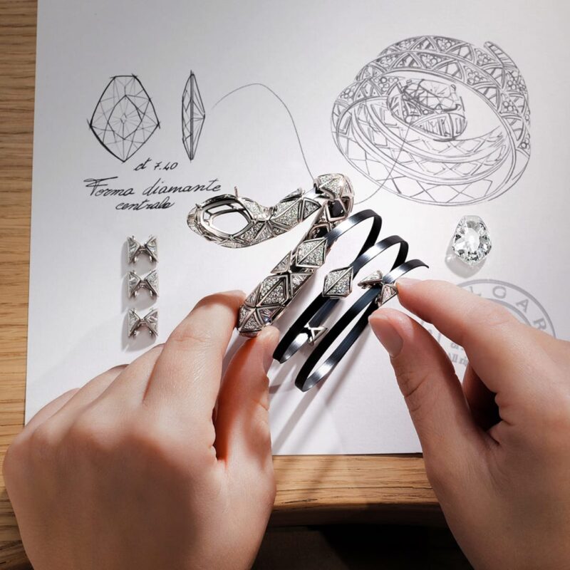 Bulgari Eclettica Serpenti Infinia bracelet making of with sketch and diamonds