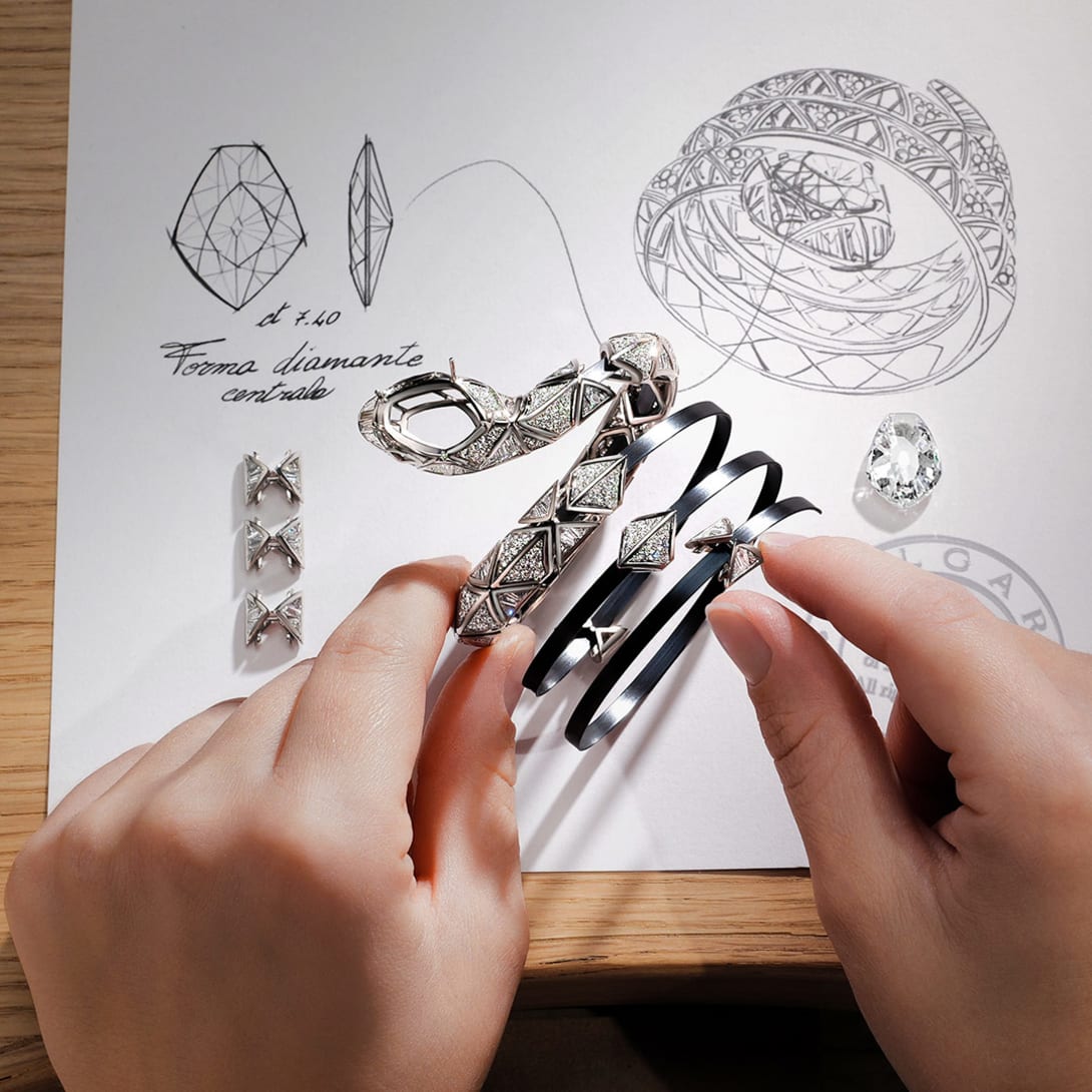 Bulgari Eclettica Serpenti Infinia bracelet making of with sketch and diamonds