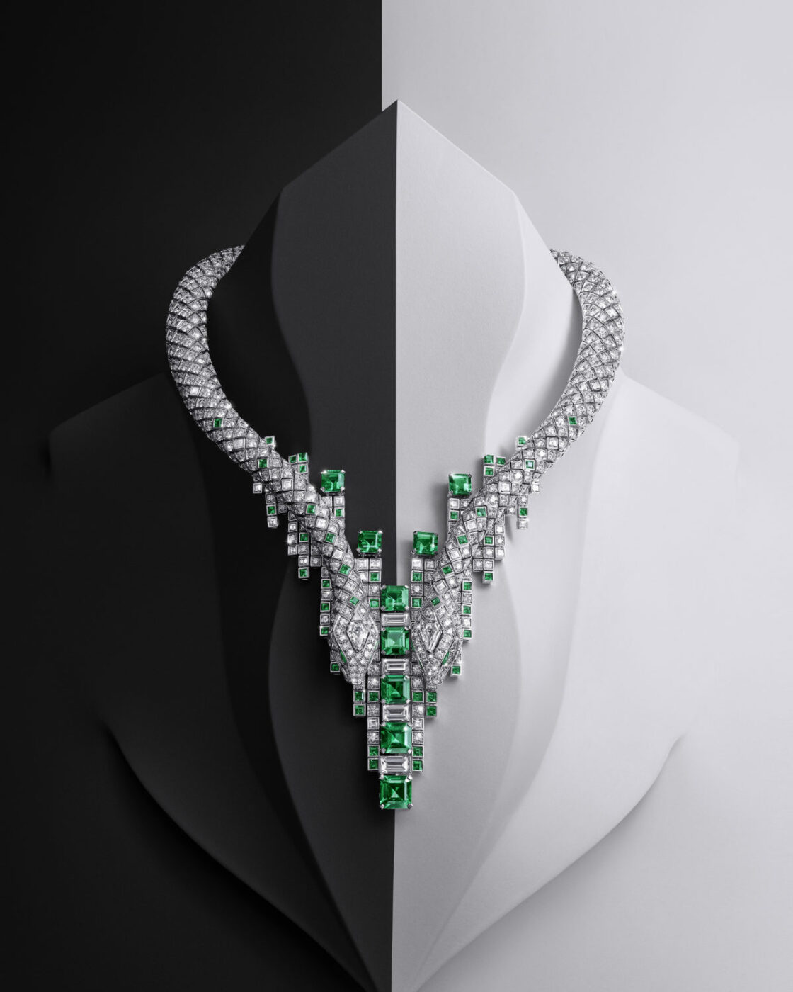 Cartier Nature Sauvage Amphista high jewellery necklace with emeralds and diamonds
