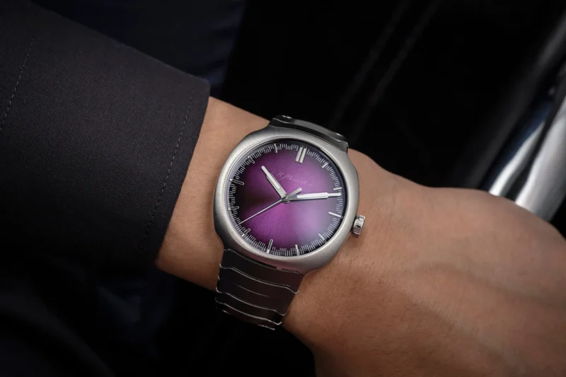 H. Moser Streamliner Centre Seconds Purple Haze on the wrist