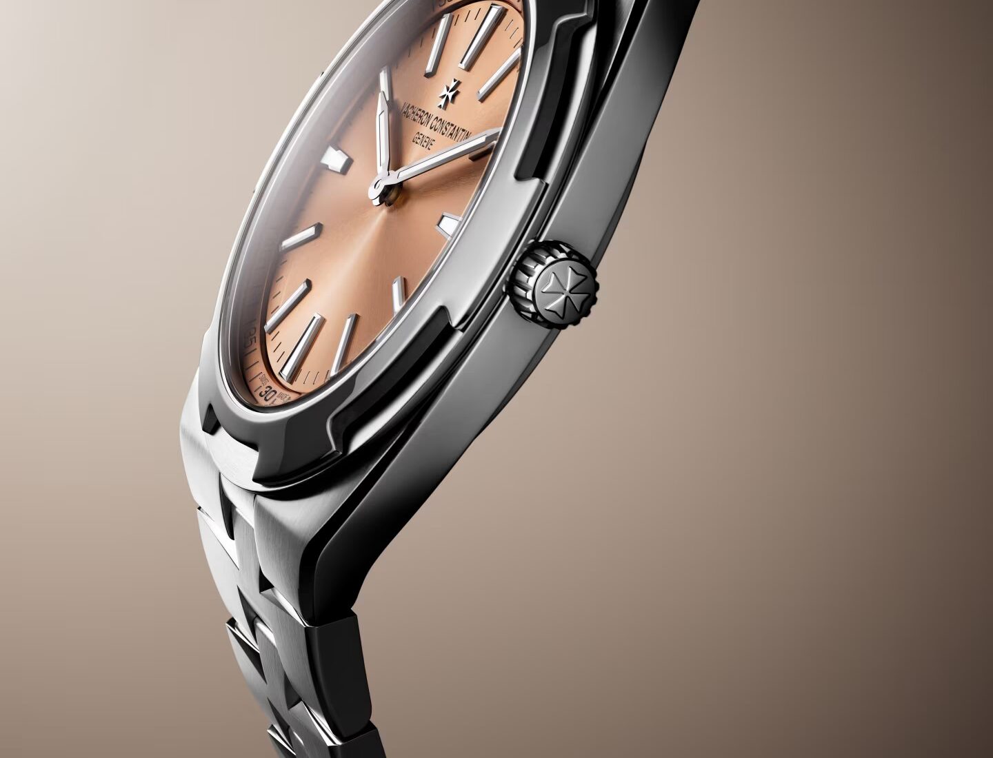 Vacheron Constantin Overseas Self-Winding Ultra-Thin salmon dial macro side view