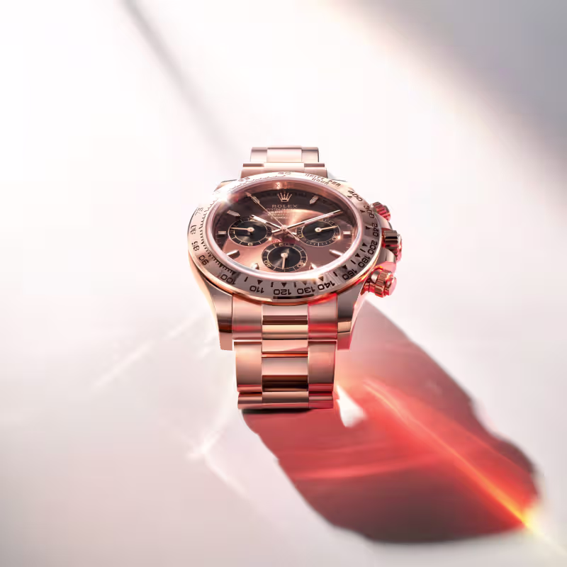 Rolex Cosmograph Daytona Everose gold light study front view