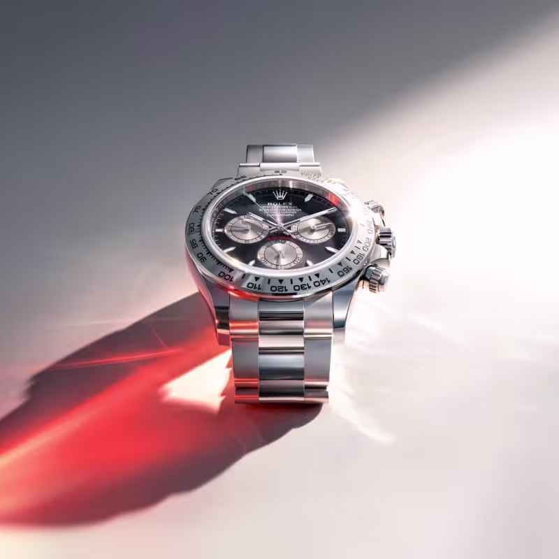Rolex Cosmograph Daytona black dial light study