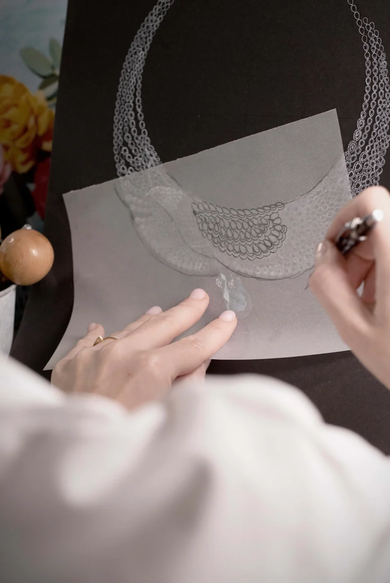 Chopard artisan shaping a three-dimensional jewellery model