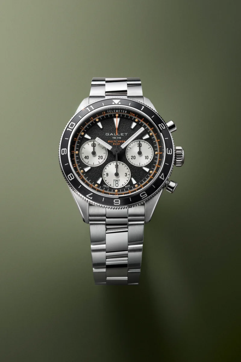 Gallet Multichron Pilot 42 in black on steel bracelet