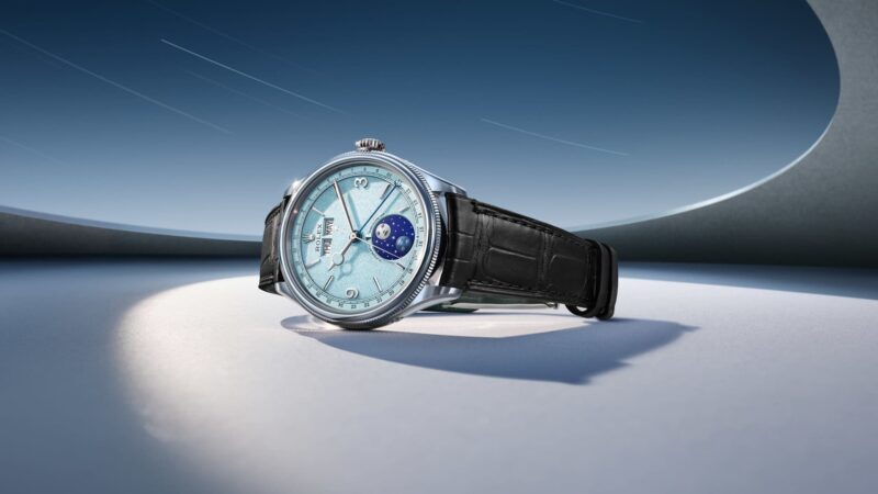 Platinum ice-blue beauty shot