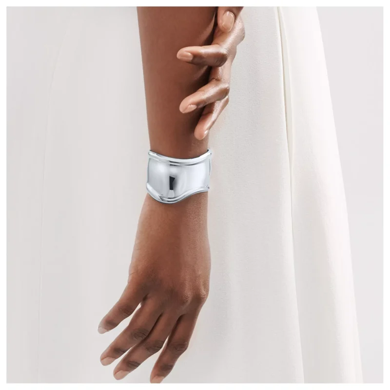 Elsa Peretti Bone cuff worn on the wrist