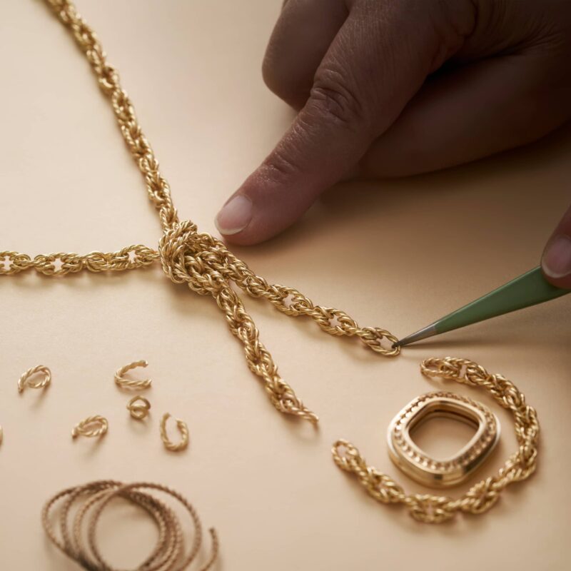 Piaget gold chain assembly
