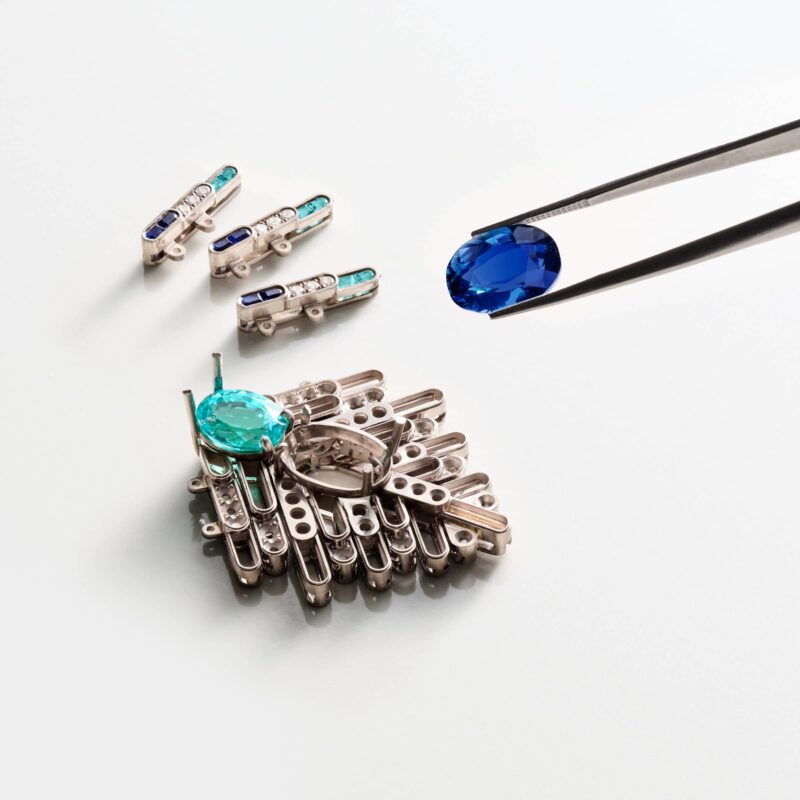 Piaget gemstone setting assembly