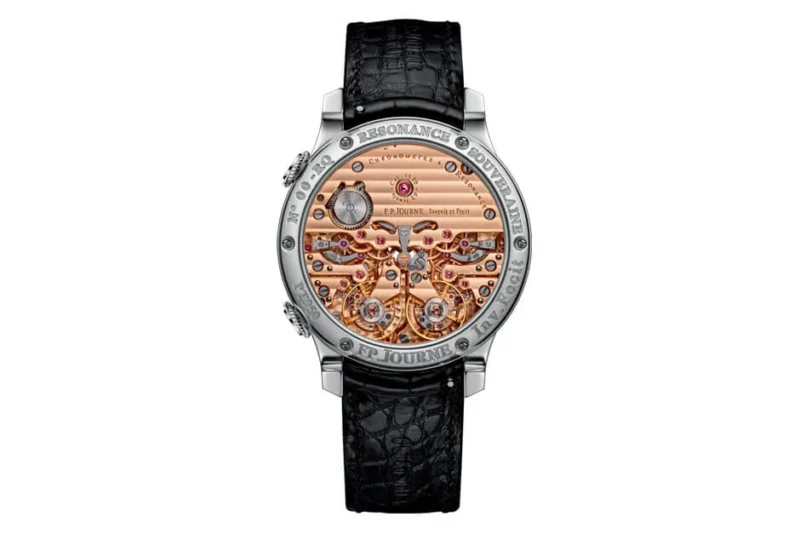 Calibre 1520 visible through the back of the 2020 Chronomètre à Résonance