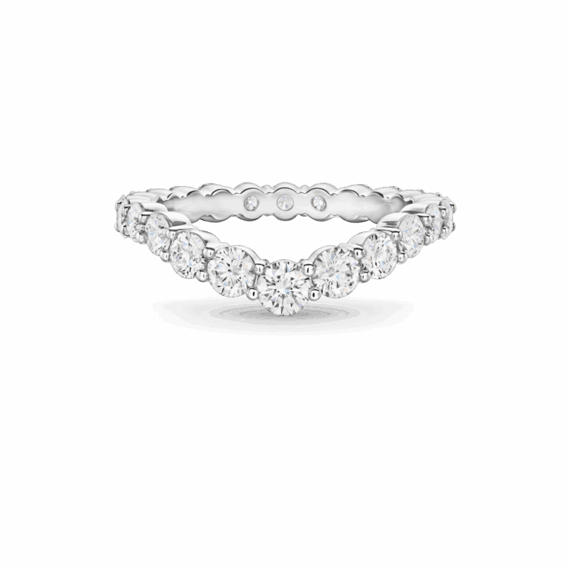 Front view of the Harry Winston Winston Truly diamond band in platinum.